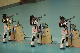 射击——女子10米气步枪团体赛：浙江队夺冠图片