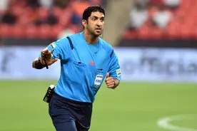 阿联酋裁判组执法中越之战 哈桑出任主裁图片