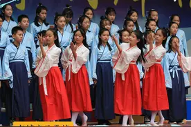 东城启元学校：书法家进校园，营造良好语言文字环境图片