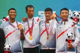赛艇——男子四人单桨无舵手：广东队夺冠图片