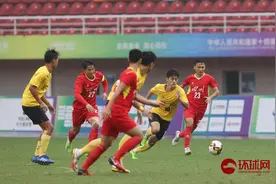 恭喜！四川U20男足获全运会铜牌图片