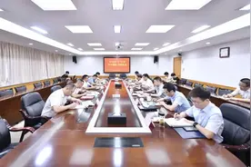 高新区（滨江）与新疆生产建设兵团第一师阿拉尔市八团召开对口援疆工作座谈会图片