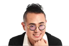 向世界安利云南之美！这位云南苗族小伙，上热搜了图片