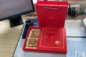 应该很甜吧！杭州两位公交司机收到特别的礼物图片