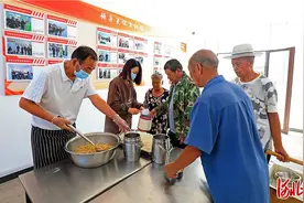 让老年人能有一个幸福美满的晚年｜河北滦南：幸福就在“养老小食堂”图片