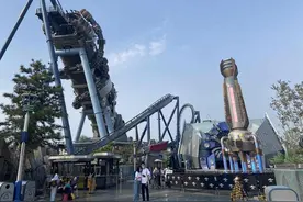北京环球影城过山车致颈椎错位？专家：冲击力过大可能会导致颈椎损伤图片
