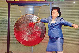 金嗓子营销史：黑红也是红，忽悠罗纳尔多，创始人被指董明珠第二图片