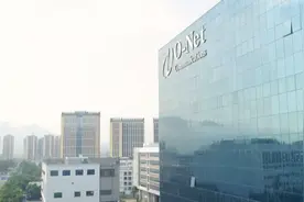 从光通讯到自动驾驶，“一束光”的跨境征程图片