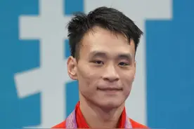 全运会武术散打——男子90公斤级决赛：尤雄夺冠图片