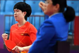 乒乓球——男子单打1/4决赛：王楚钦晋级四强图片