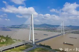 刷新历史！湖北两座长江大桥同日通车 长江大桥数量与重庆并列全国第一图片