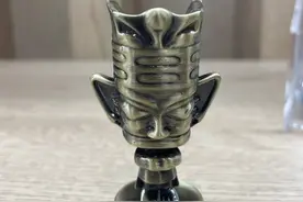 文博会观察 | 纵目萌萌杯、川蜀小堆盲盒、带AI语音的蜀龙三国……四川文创你爱了吗？图片