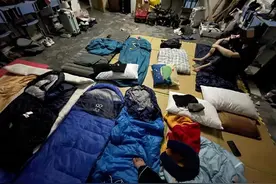 团队摄影师回应“海归女硕士连续支教十年”遭质疑：一次支教5天，没有摆拍图片