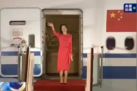 “祖国，我回来了！”图片