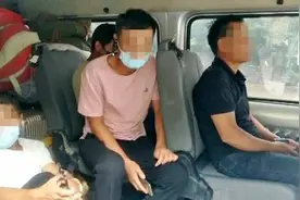泰安：超载面包车坐满“打工人”驾驶员还未按规定使用安全带图片