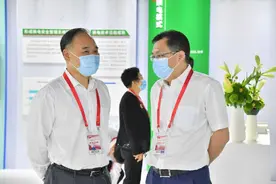 易易唤能引领科技换电新模式 重磅亮相2021新能源汽车成果展图片