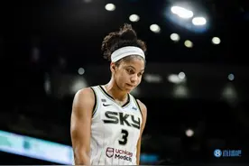 坎迪斯-帕克季后赛得分超莱斯利 升至WNBA历史第五位图片