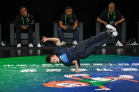 接受五个月魔鬼训练，上海选手王文禄拿到全运会霹雳舞历史第一金图片