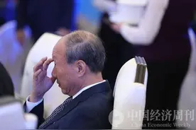 陈峰何以至此？总是把因果挂在嘴边，佛经成行动指南图片