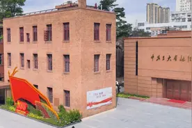 原创歌曲《开天辟地》：港澳同胞为党献礼，为祖国献礼视频封面