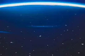 绝了！汤洪波从太空拍到台湾夜景图片