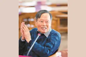 寿星百岁演讲感人肺腑 大师深圳寄语催人奋进图片