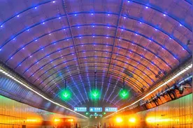 济南黄河济泺路隧道今天通车！26条跨黄通道进度条过半 助力济南携河北跨视频封面