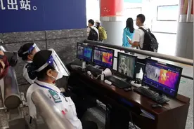 明后两天出行高峰来了！专家提示游客需配合做好防护图片