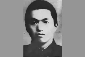 「 军耀南湖」“天地英雄气，千秋尚凛然”烈士纪念日，在英烈故事中致敬英雄图片