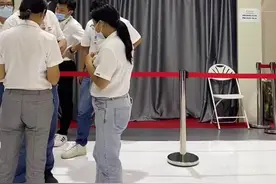 一起来开战斗机！360度LED飞行模拟器亮相珠海航展受热捧图片