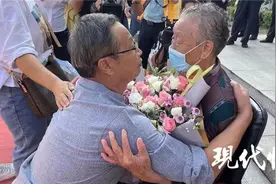 与家人失散61年！这个国庆他终于回家了图片