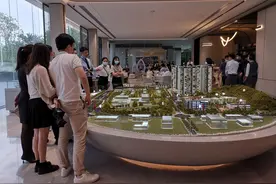 国庆广州楼市直击：着急抢客，降价卖！有楼盘接受分期付首付图片