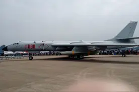 珠海航展｜远轰露峥嵘：中国空军跨越历史性门槛（中）图片