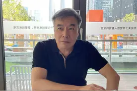 国庆阅读⑥｜资深出版人是怎么读书的？潘凯雄《坦率》呈现“文学的在场”图片