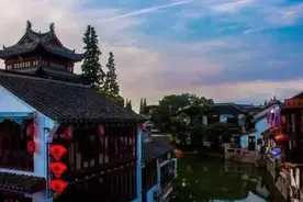 美极了！国庆期间，来一次说走就走的“古镇游”！乘公共交通直达图片