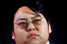中国富豪真的富不过三代？图片