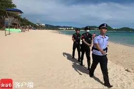 三亚红沙海岸派出所民警：用“行动”换百姓“平安”图片