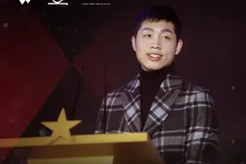 恭喜，许昕又有了新身份，携手韩乒名宿金泽洙，当选亚乒联副主席图片
