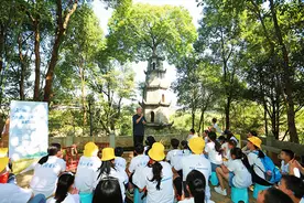 长沙图书馆国庆组织乡村阅读旅行：借一本书到稻田乡间走读图片