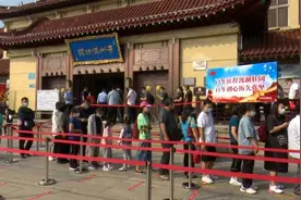 山东潍坊市民假期带娃打卡博物馆：感受历史文化视频封面