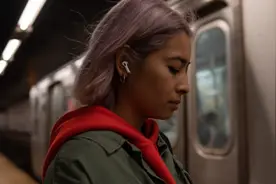 苹果发布耳机固件升级：AirPods Pro现可将增强他人声音图片