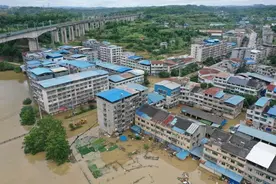 国庆假期撞上“最强秋汛”，涪江、嘉陵江出现有记录以来10月最大洪水过程图片