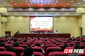 湖南工程学院党员教师免费为学生考研助力图片
