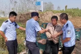 男子为贪便宜盗窃女性连衣裙、内衣给老婆穿图片