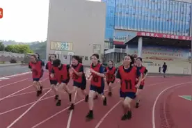 视频丨飒！“火焰蓝”队伍里的“95后”女生图片