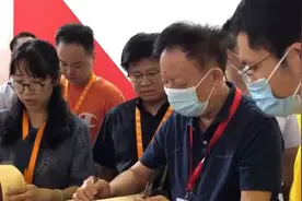 易中天在甬：谈宁波印象、谈浙江书展、谈读书图片