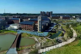 四川内江师范学院“上新”近4000名学生率先迁入图片