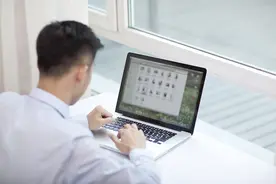 美媒：中国工作文化的未来，“更多员工，缩短工时”？图片