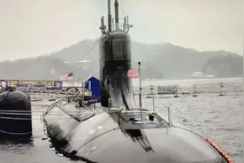 美国核潜艇在南海撞击不明物体后，这些“现场照”都是假的图片