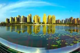 “不能躺在功劳簿上大睡觉”一一许昌市领导清晨调研文明城创建工作图片